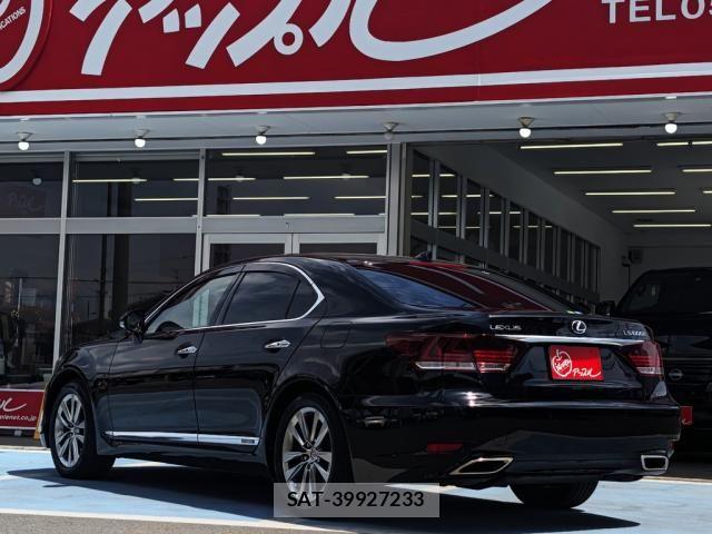 Lexus LS 2015-11 6612863-11