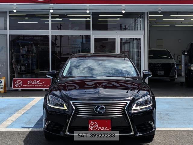 Lexus LS 2015-11 6612863-3
