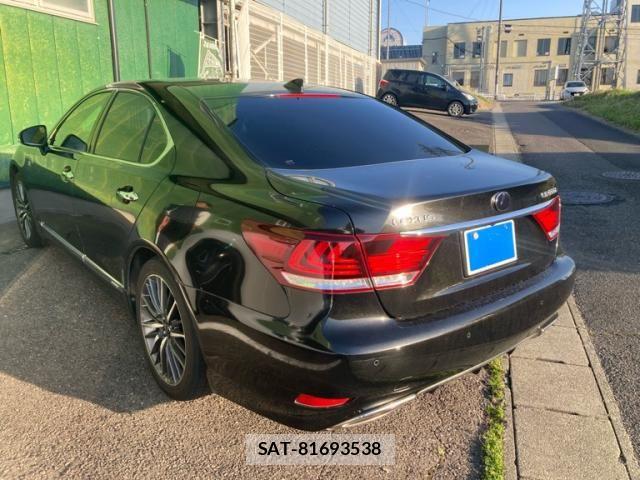Lexus LS 2015-11 6612866-5