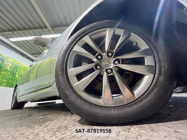 Lexus LS 2013-06 6641846-13
