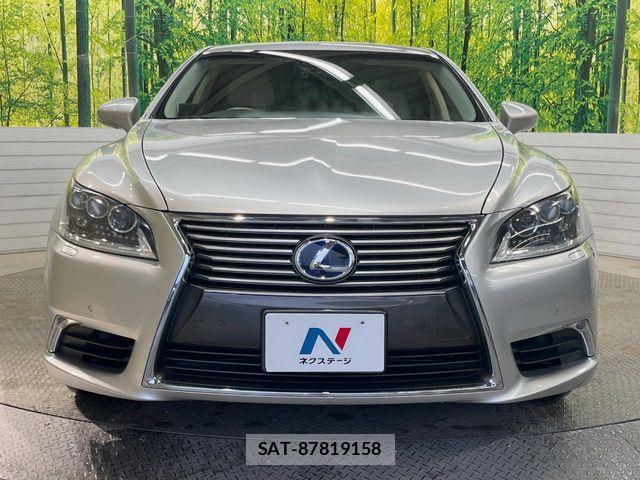 Lexus LS 2013-06 6641846-14