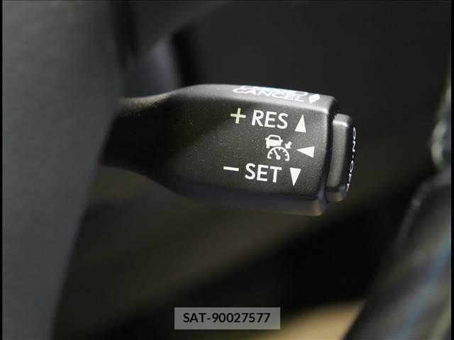 Lexus LS 2014-05 6752246-11