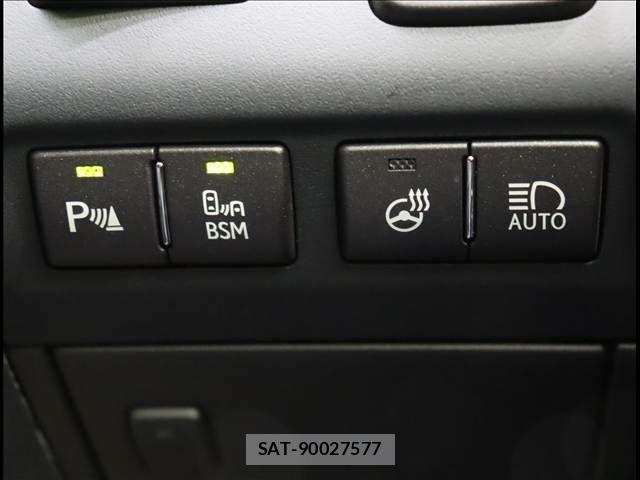 Lexus LS 2014-05 6752246-18