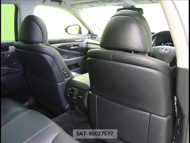 Lexus LS 2014-05 6752246-24