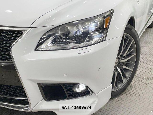 Lexus LS 2012-11 6752247-13