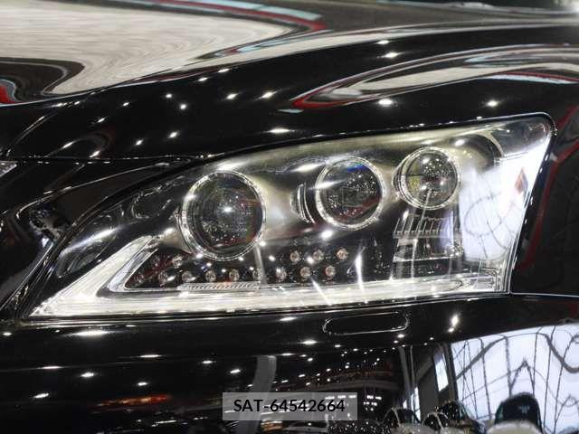 Lexus LS 2015-03 7220995-12