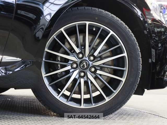 Lexus LS 2015-03 7220995-15