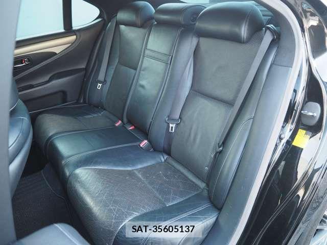 Lexus LS 2012-10 7220993-9