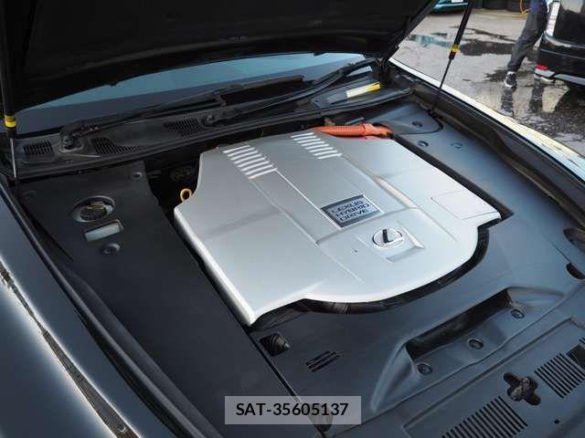 Lexus LS 2012-10 7220993-19