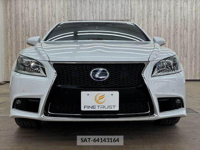 Lexus LS 2015-08 7251326-13