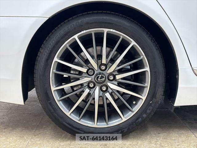 Lexus LS 2015-08 7251326-26