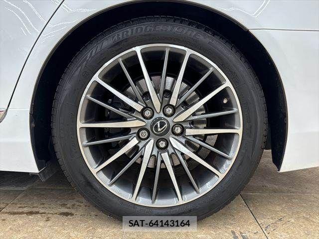 Lexus LS 2015-08 7251326-27