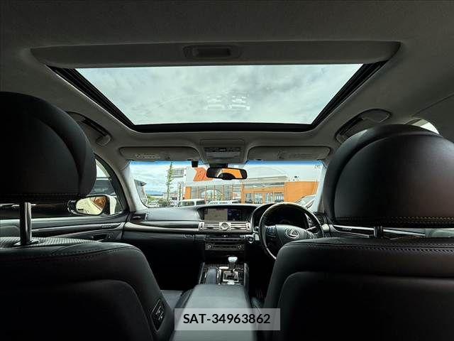 Lexus LS 2016-08 7328044-29