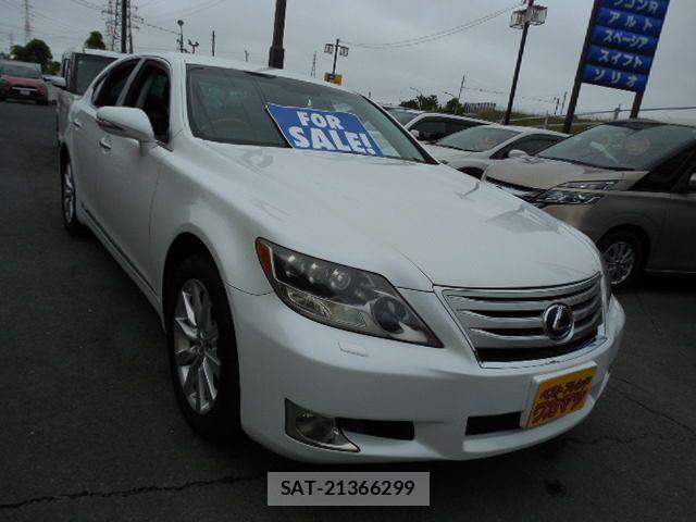 Lexus LS 2012-03 7328046-1