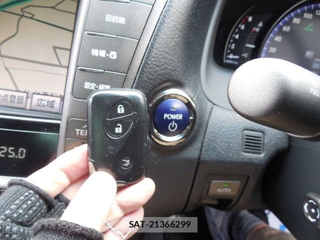 Lexus LS 2012-03 7328046-21