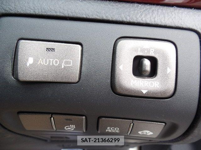 Lexus LS 2012-03 7328046-26