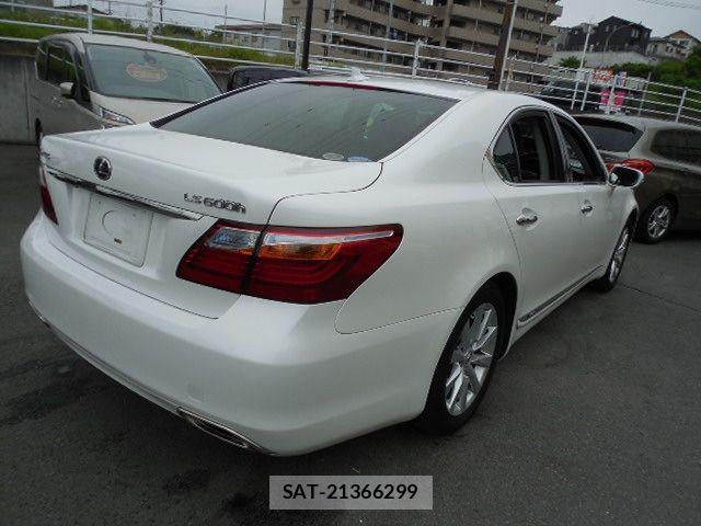 Lexus LS 2012-03 7328046-2