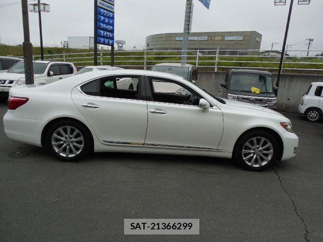 Lexus LS 2012-03 7328046-4