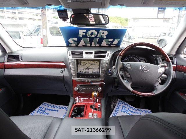 Lexus LS 2012-03 7328046-5