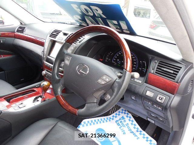Lexus LS 2012-03 7328046-6