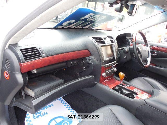 Lexus LS 2012-03 7328046-7
