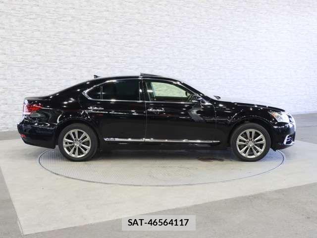Lexus LS 2012-12 7358504-10