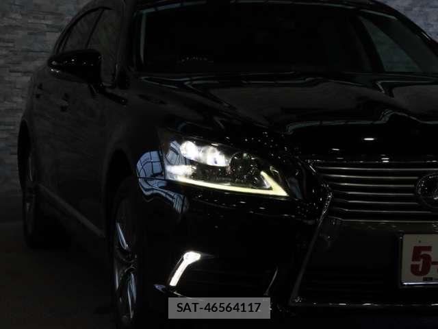 Lexus LS 2012-12 7358504-12
