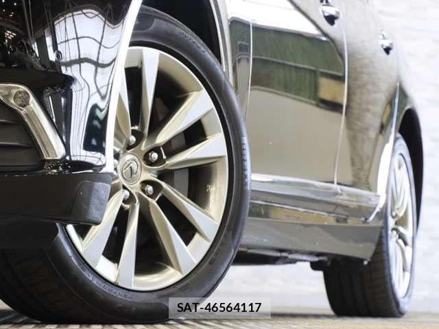 Lexus LS 2012-12 7358504-15