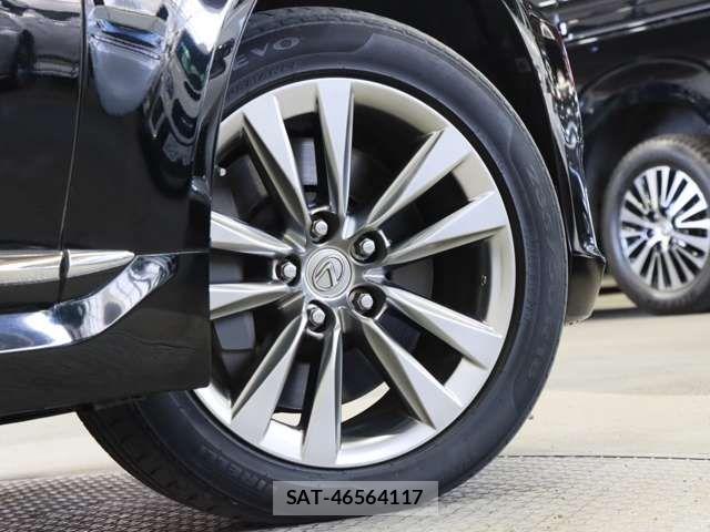 Lexus LS 2012-12 7358504-16