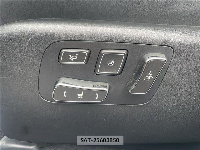 Lexus LS 2014-05 7358505-21