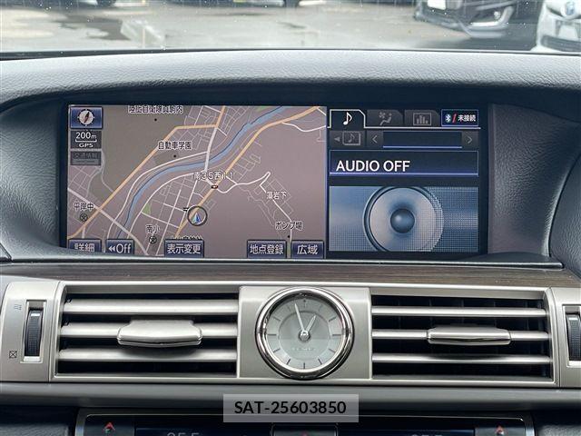 Lexus LS 2014-05 7358505-27