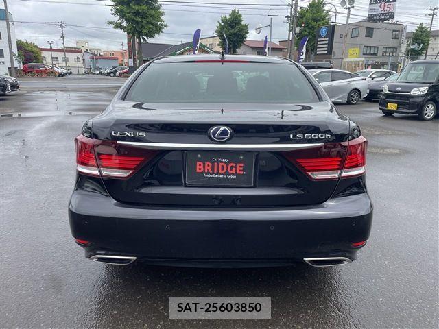 Lexus LS 2014-05 7358505-6