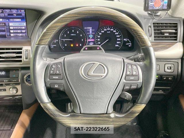 Lexus LS 2012-11 7392680-11
