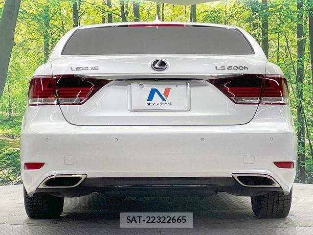 Lexus LS 2012-11 7392680-15