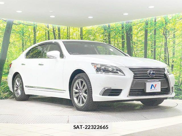 Lexus LS 2012-11 7392680-16