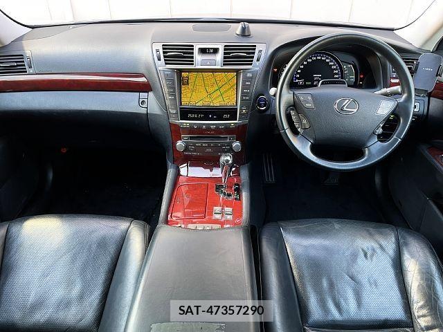 Lexus LS 2012-05 7455417-1
