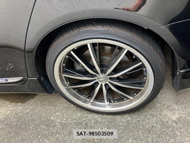 Lexus LS 2007-07 7617679-11