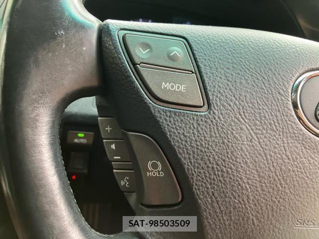 Lexus LS 2007-07 7617679-21