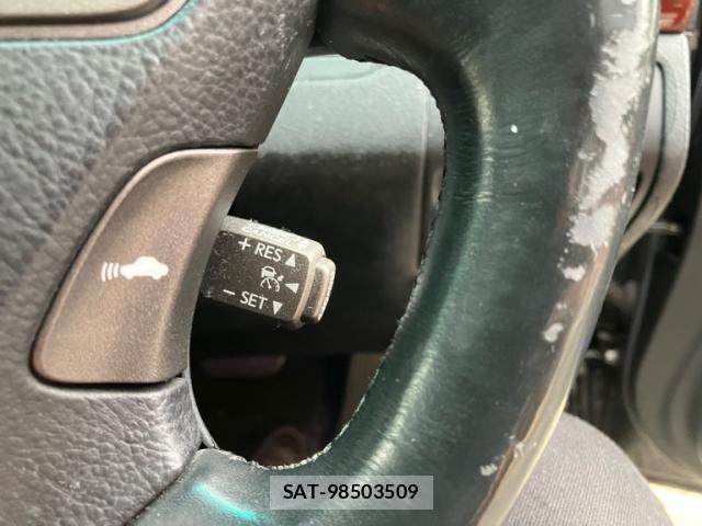Lexus LS 2007-07 7617679-22