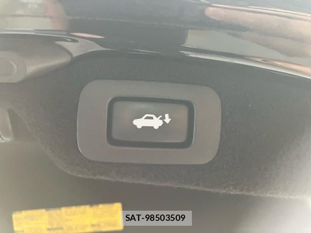 Lexus LS 2007-07 7617679-8