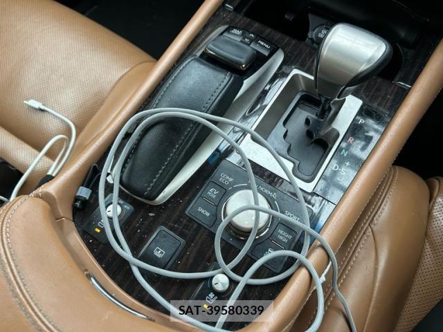 Lexus LS 2015-06 7617671-13