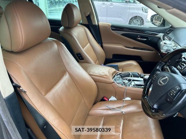 Lexus LS 2015-06 7617671-7