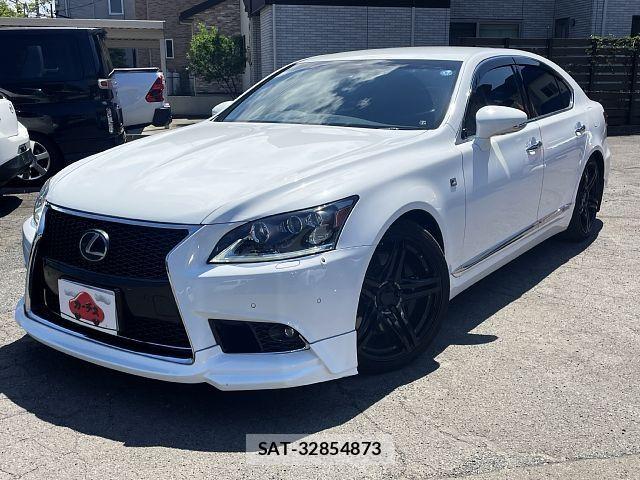 Lexus LS 2015-01 7725088-0