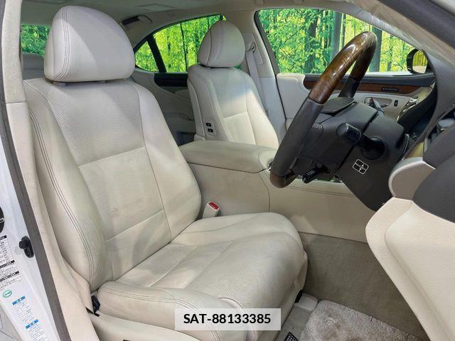 Lexus LS 2015-01 7786521-7