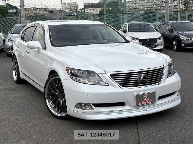 Lexus LS 2007-09 7877363-0