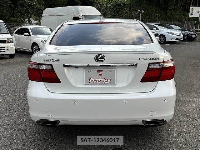 Lexus LS 2007-09 7877363-21