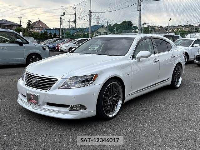 Lexus LS 2007-09 7877363-24