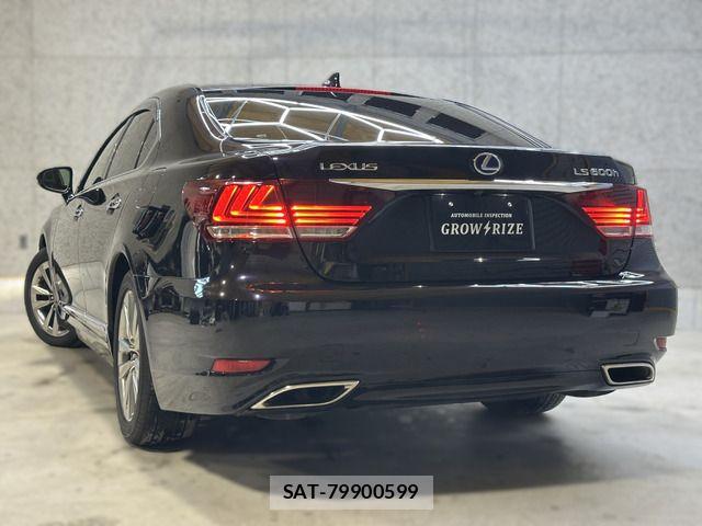 Lexus LS 2015-03 7877362-4
