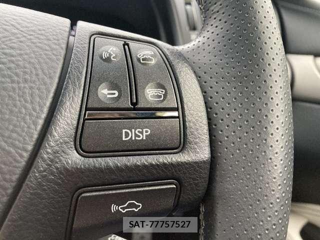 Lexus LS 2014-09 7877361-16