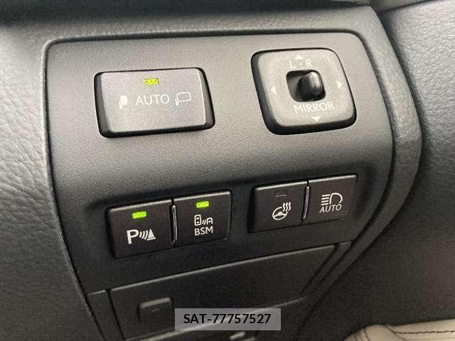 Lexus LS 2014-09 7877361-22